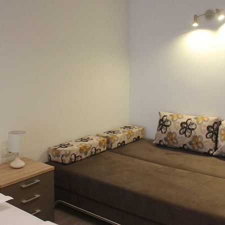 Apartman Tafra Omiš Esterno foto