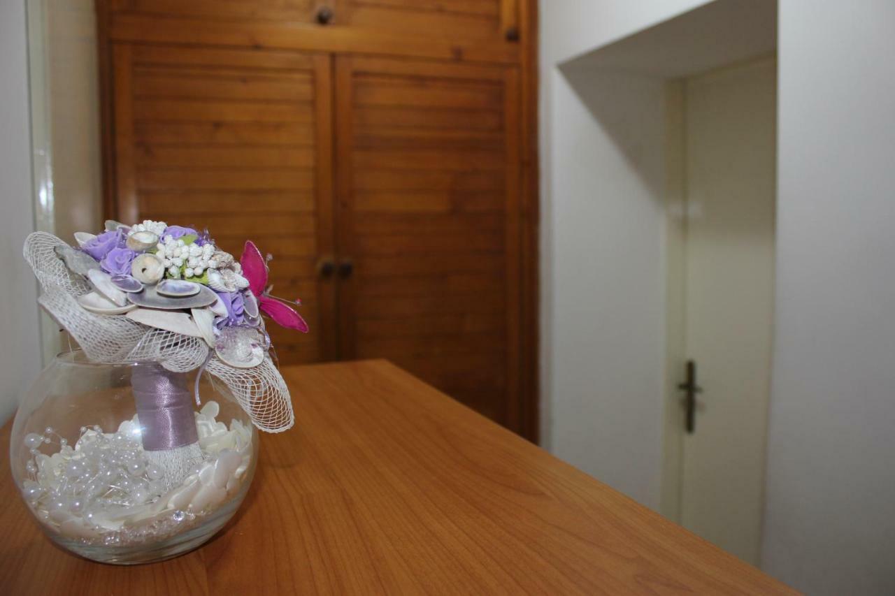 Apartman Tafra Omiš Esterno foto