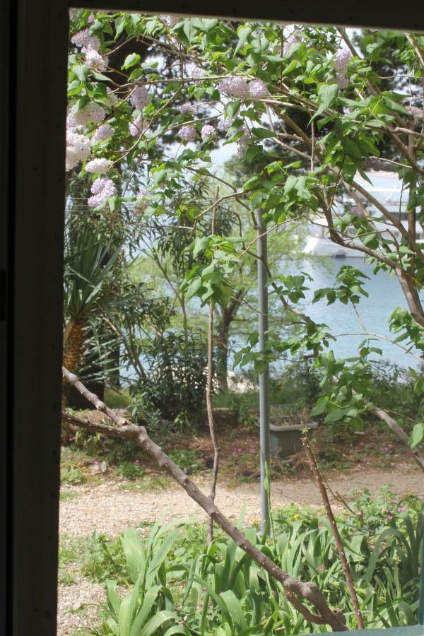 Apartman Tafra Omiš Esterno foto