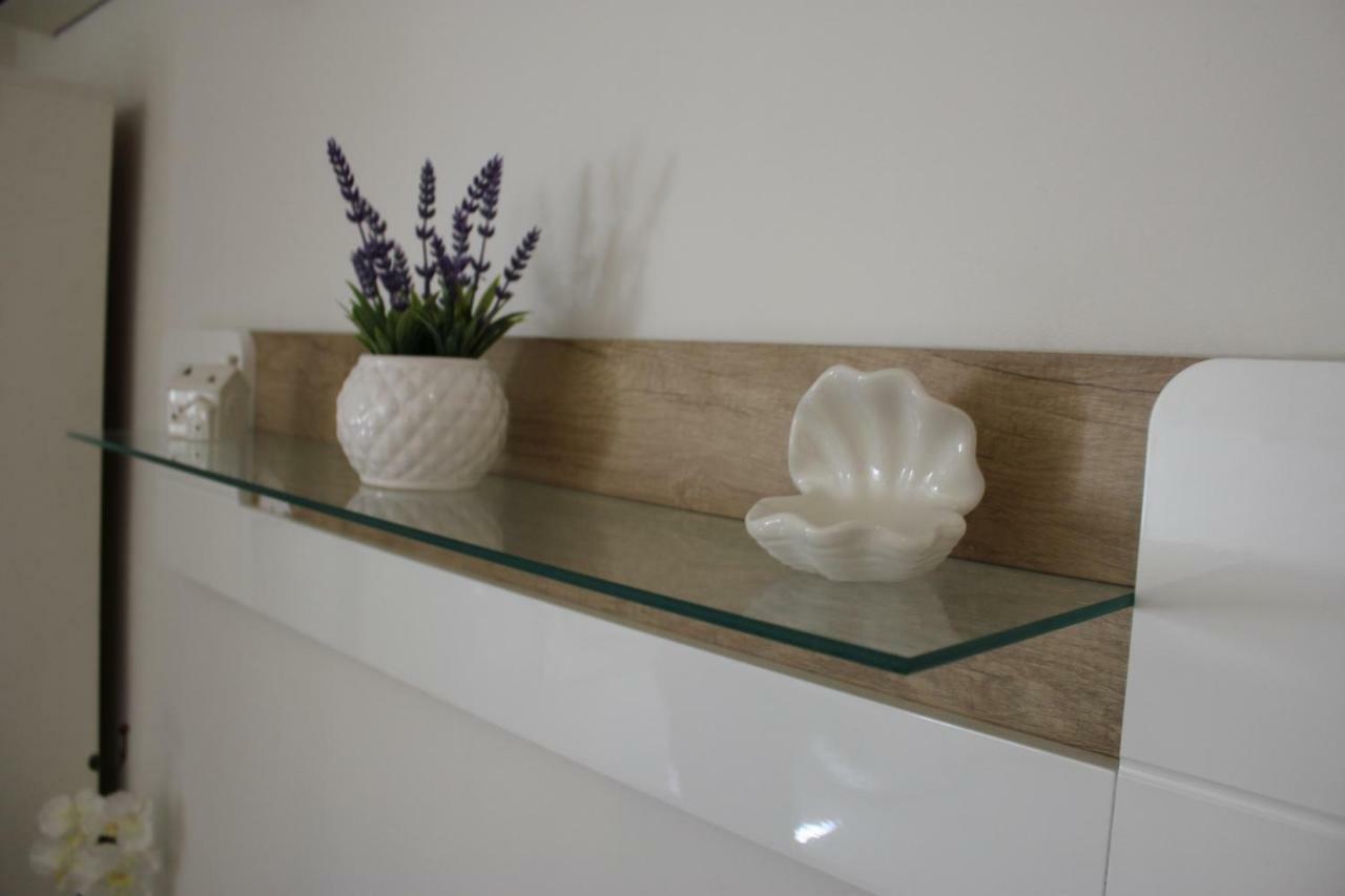 Apartman Tafra Omiš Esterno foto